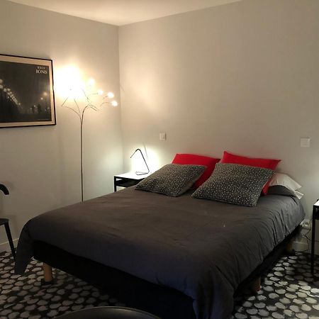 Appartement Contemporain Dans Une Authentique Demeure Viticole Charnay-lès-Mâcon Buitenkant foto