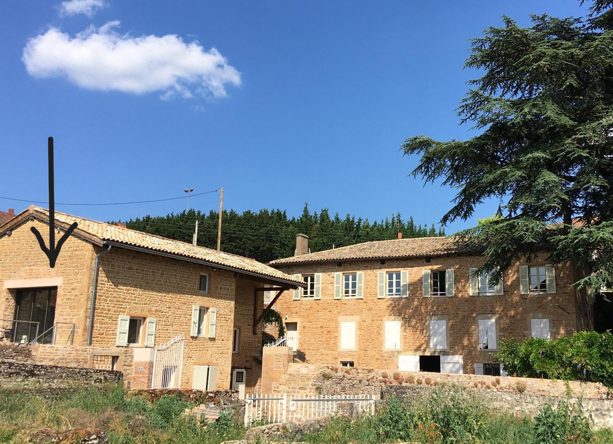 Appartement Contemporain Dans Une Authentique Demeure Viticole Charnay-lès-Mâcon Buitenkant foto